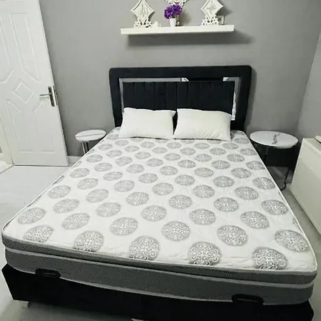 Oezgoeller Apartamento *